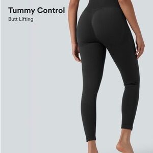 🔥HALARA Black Tummy Control Butt Lifting Leggings- Small and Medium available